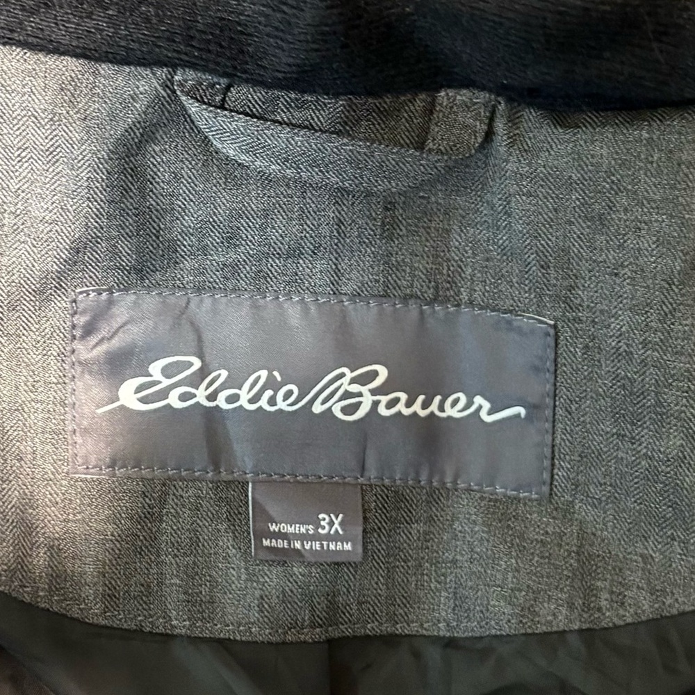 Eddie Bauer Women’s Waterproof Hooded Trench Coat - Picture 9 of 9